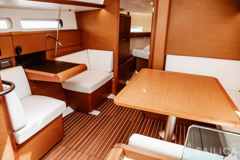 Sun Odyssey 41 - Yacht Charter Sailica