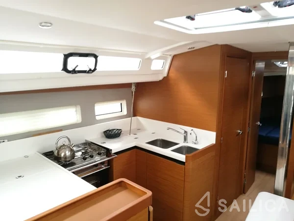 Sun Odyssey 440 - Yacht Charter Sailica