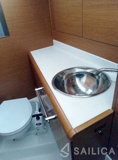 Sun Odyssey 449 - Yacht Charter Sailica