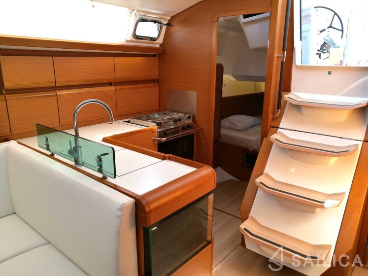 Sun Odyssey 449 - Yacht Charter Sailica