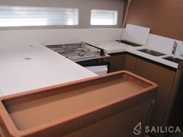 Sun Odyssey 440 - Yacht Charter Sailica