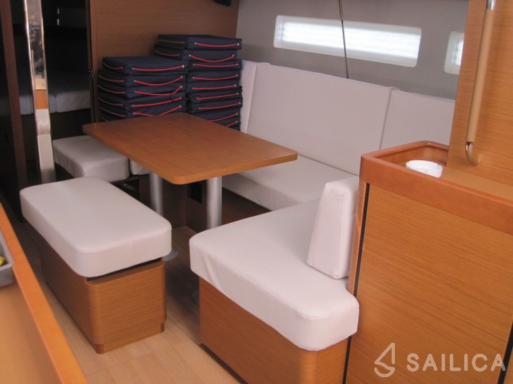 Sun Odyssey 440 - Yacht Charter Sailica