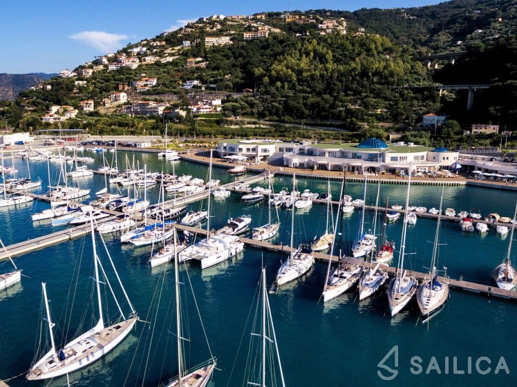 Sun Odyssey 440 - Yacht Charter Sailica