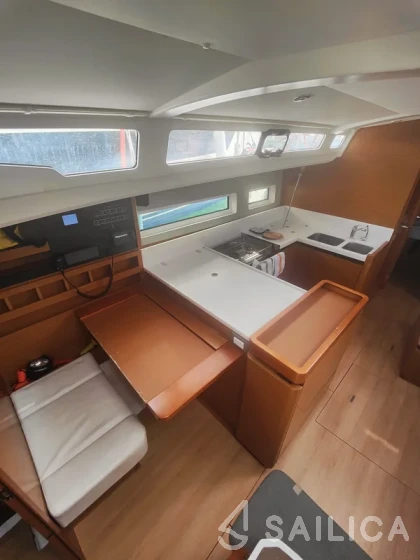 Sun Odyssey 440 - Yacht Charter Sailica