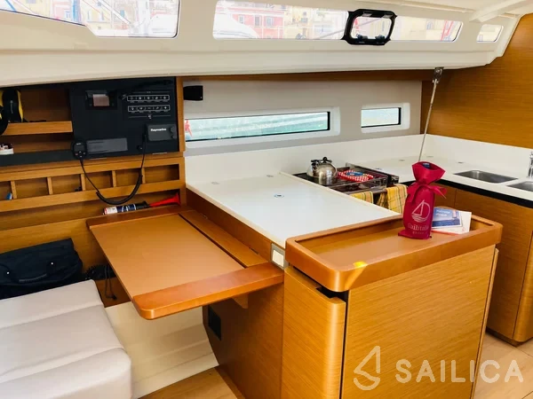 Sun Odyssey 440 - Yacht Charter Sailica