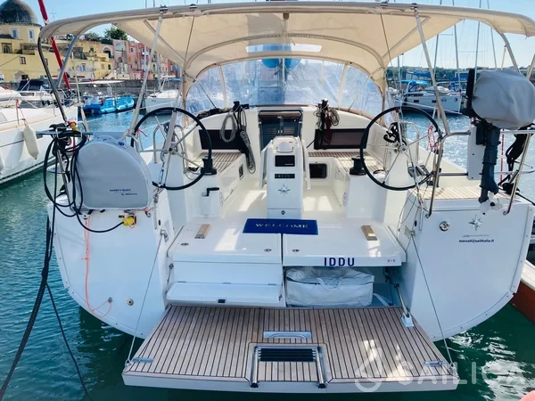 Sun Odyssey 440 - Yacht Charter Sailica