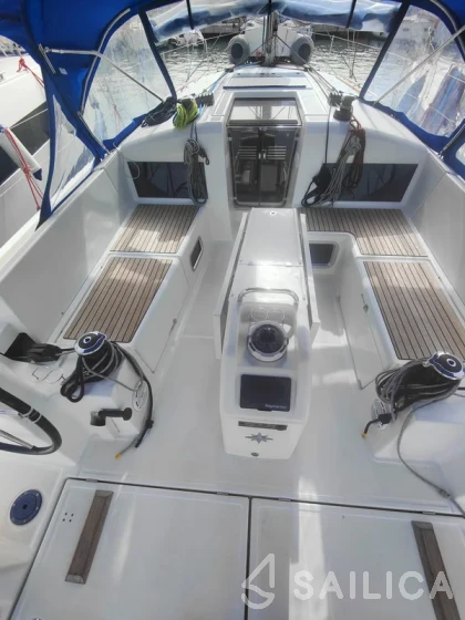 Sun Odyssey 440 - Yacht Charter Sailica