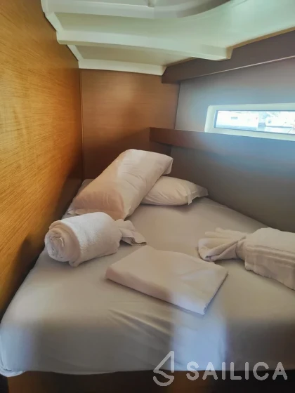 Sun Odyssey 440 - Yacht Charter Sailica