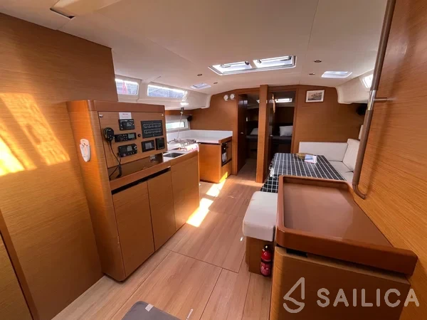 Sun Odyssey 490 - Yacht Charter Sailica