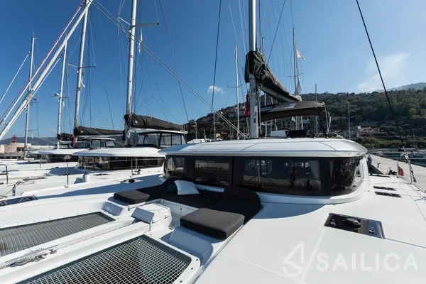 Lagoon 46  - Yacht Charter Sailica