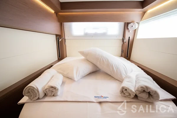Lagoon 50 - Yacht Charter Sailica