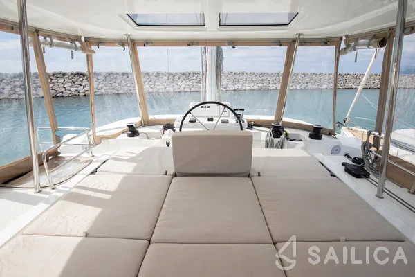 Lagoon 50 - Yacht Charter Sailica