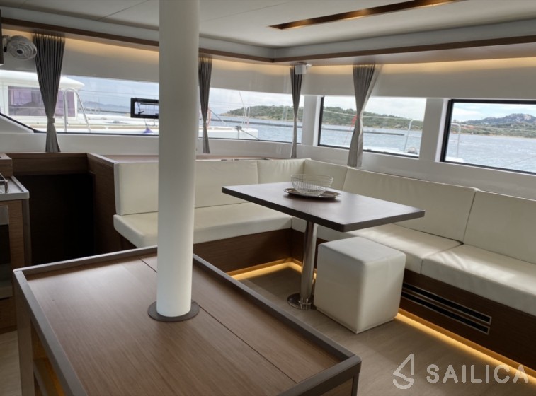 Lagoon 50 - Yacht Charter Sailica