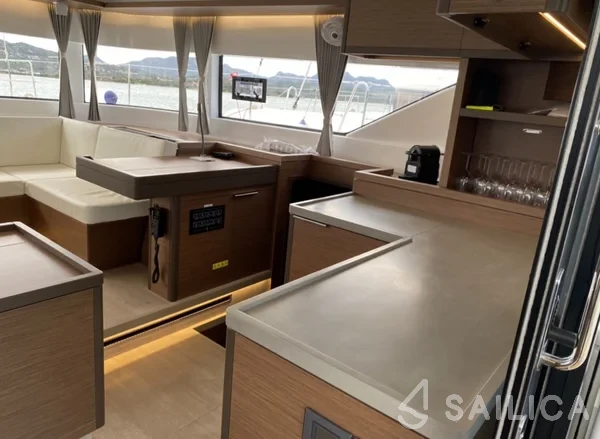 Lagoon 50 - Yacht Charter Sailica