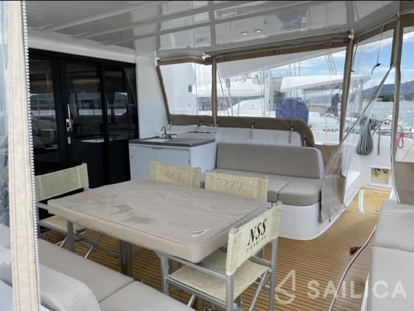 Lagoon 50 - Yacht Charter Sailica