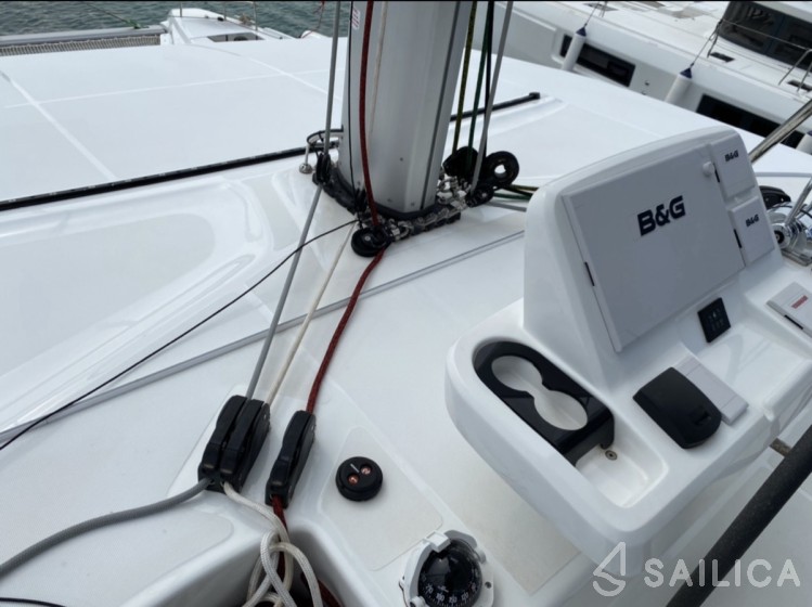 Lagoon 50 - Yacht Charter Sailica
