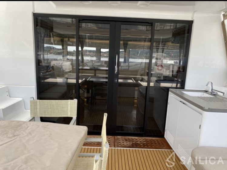 Lagoon 50 - Yacht Charter Sailica