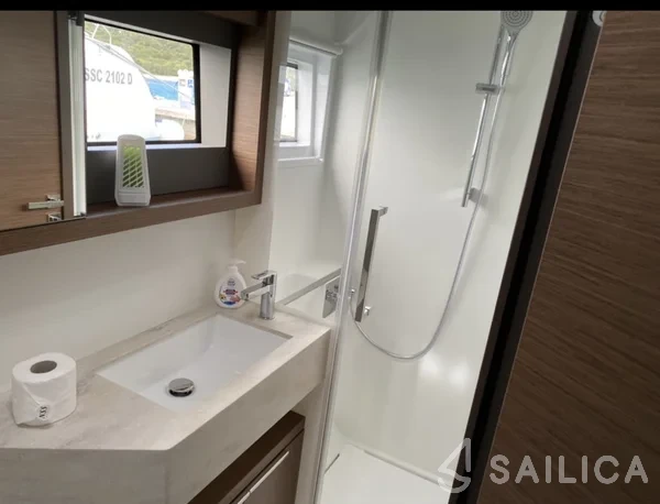 Lagoon 50 - Yacht Charter Sailica
