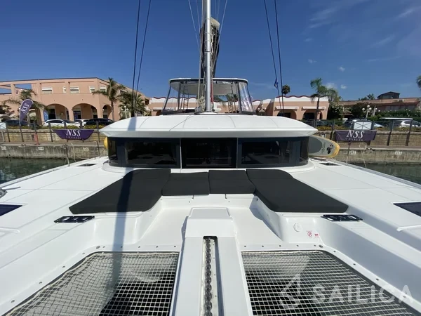 Lagoon 50 - Yacht Charter Sailica