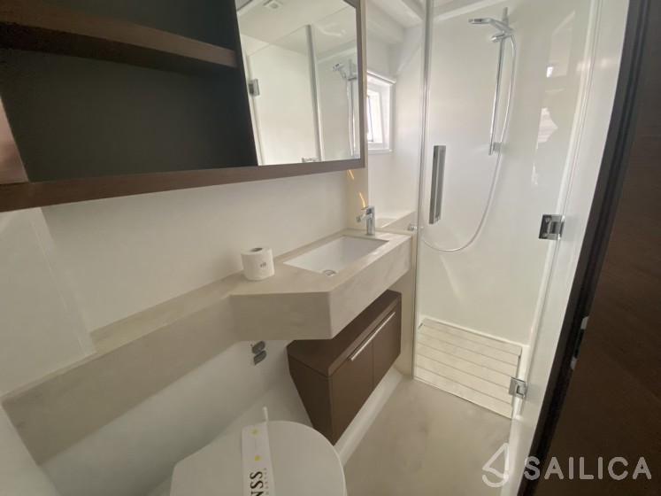 Lagoon 50 - Yacht Charter Sailica