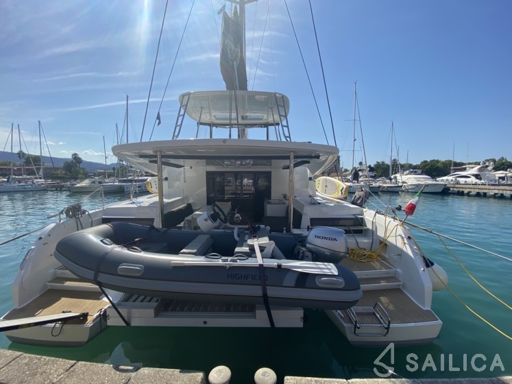 Lagoon 50 - Yacht Charter Sailica