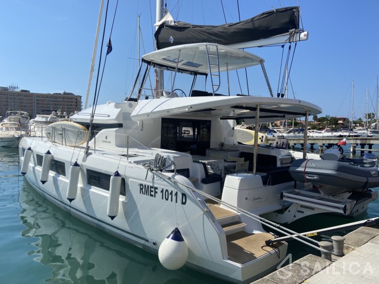 Lagoon 50 - Yacht Charter Sailica