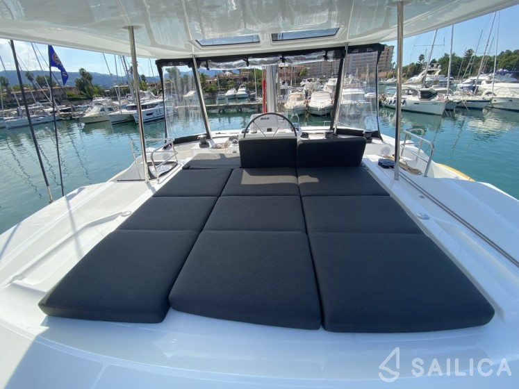 Lagoon 50 - Yacht Charter Sailica