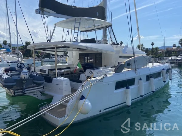 Lagoon 50 - Yacht Charter Sailica