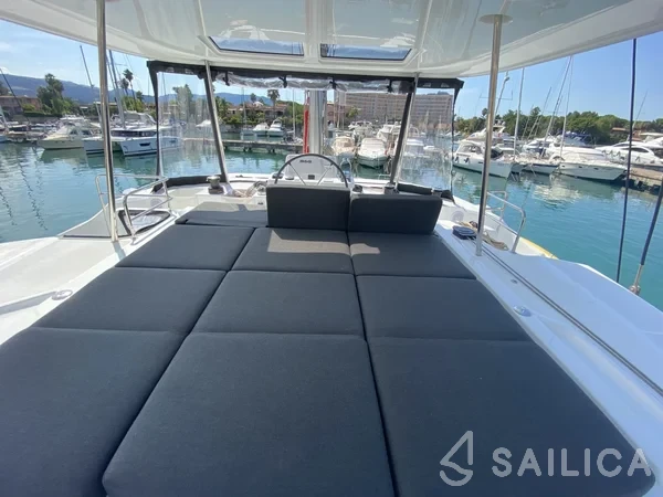 Lagoon 50 - Yacht Charter Sailica