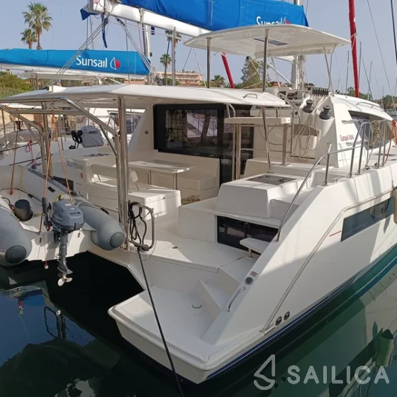 Leopard 40 - Yacht Charter Sailica