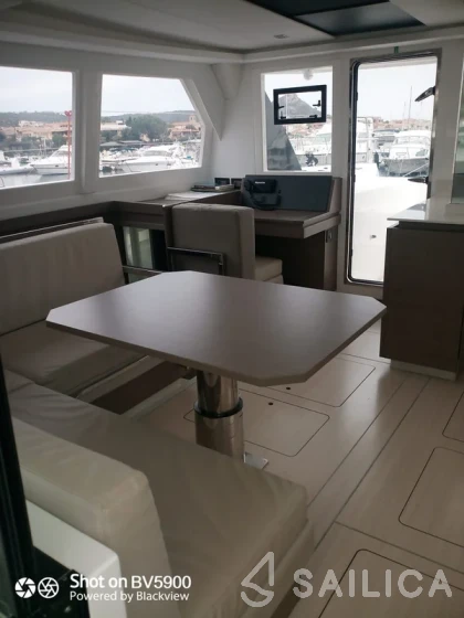 Leopard 42 - Yacht Charter Sailica
