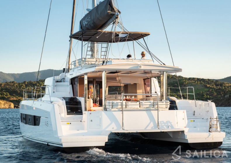 Bali 4.8 - Yacht Charter Sailica