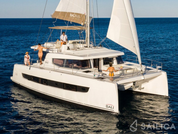 Bali 4.8 - Yacht Charter Sailica