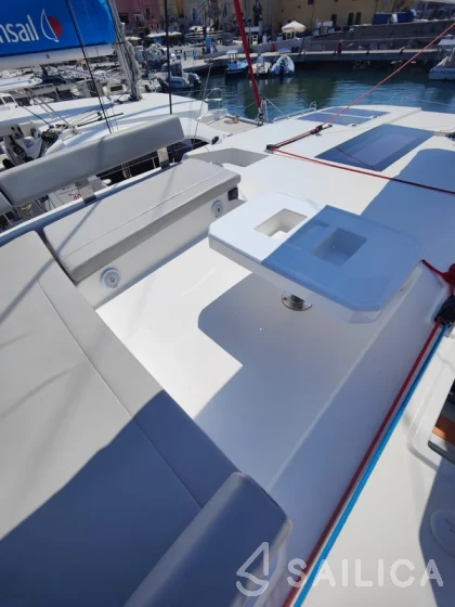 Leopard 42 - Yacht Charter Sailica