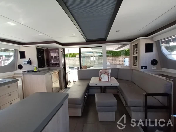 Leopard 45 - Yacht Charter Sailica