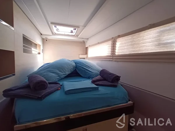 Leopard 45 - Yacht Charter Sailica