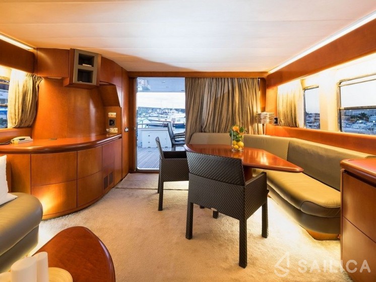 Maiora 22 S - Yacht Charter Sailica