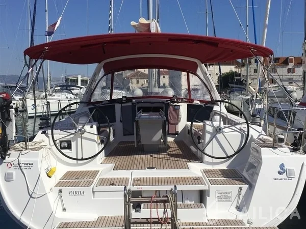 Oceanis 45 - Yacht Charter Sailica