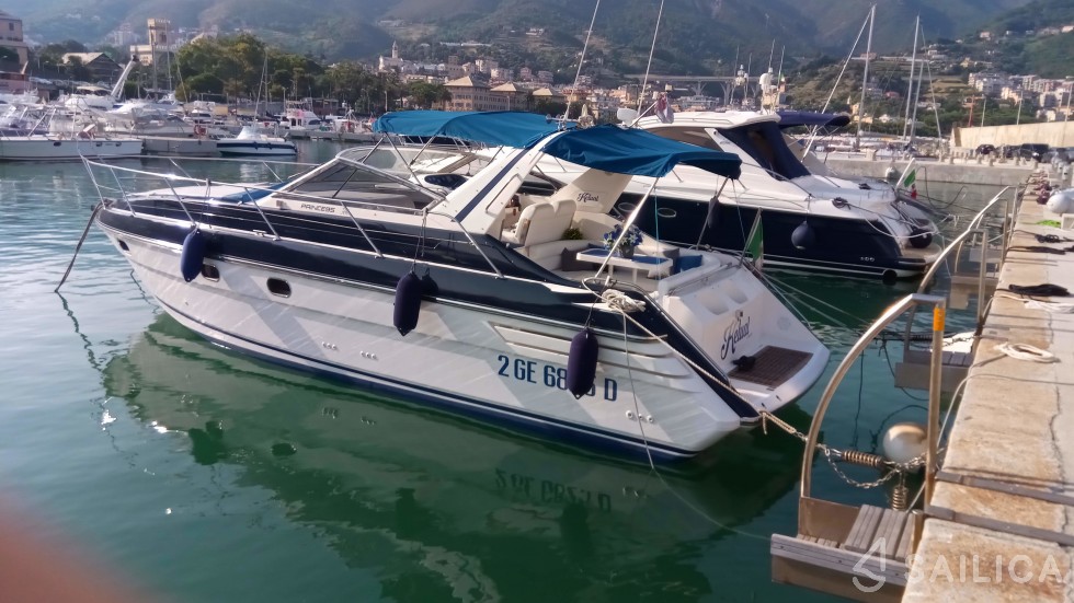 Princess 366 - Yacht Charter Sailica