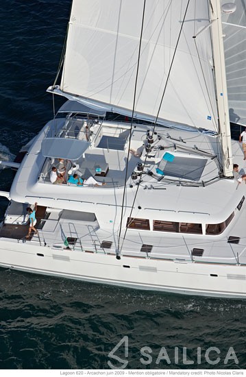 Lagoon 620 - 6 + 2 cab. - Yacht Charter Sailica