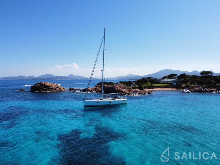 Hanse 545 - Yacht Charter Sailica