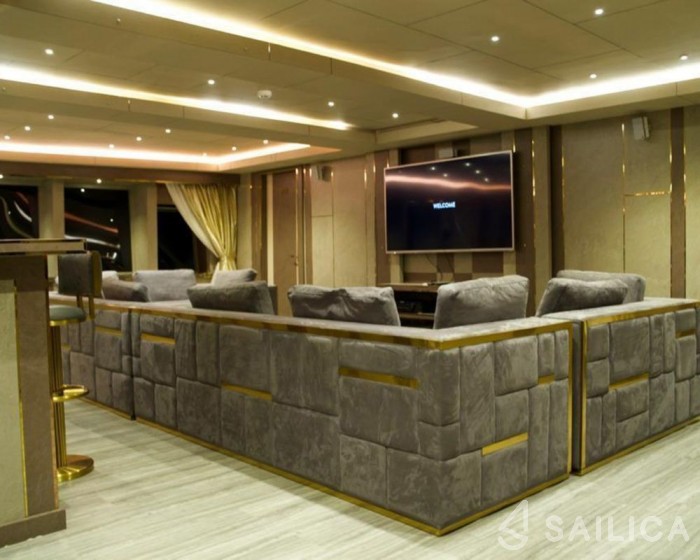 Custom Built - Yacht Charter Sailica