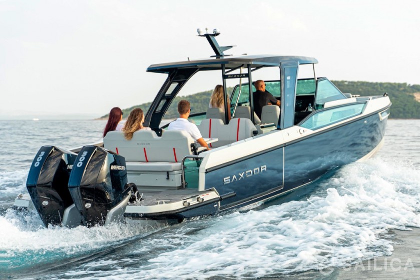 Saxdor 320 GTO - Yacht Charter Sailica