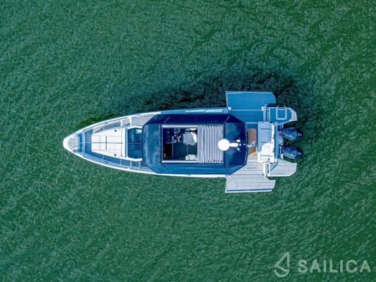 Saxdor 320 GTO - Yacht Charter Sailica
