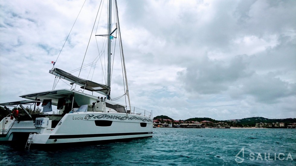 Lucia 40 - Yacht Charter Sailica