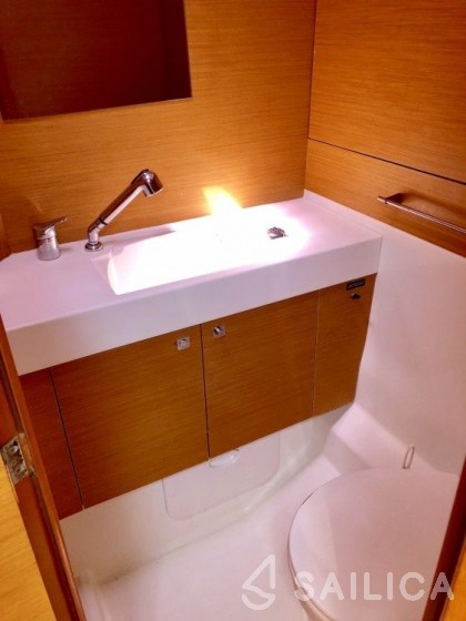 Sun Odyssey 469 - Yacht Charter Sailica