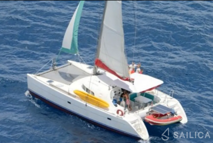 Lagoon 410 - Yacht Charter Sailica