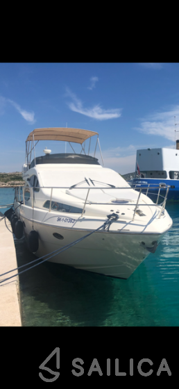 Azimut 46 - Yacht Charter Sailica