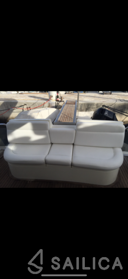 Azimut 46 - Yacht Charter Sailica