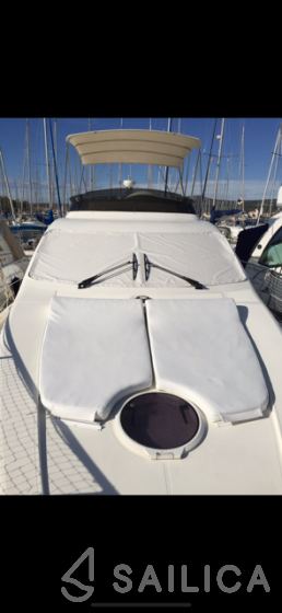 Azimut 46 - Yacht Charter Sailica